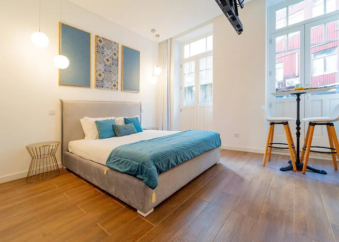 The Charm Of Bolhao - Lisbonne * Porto